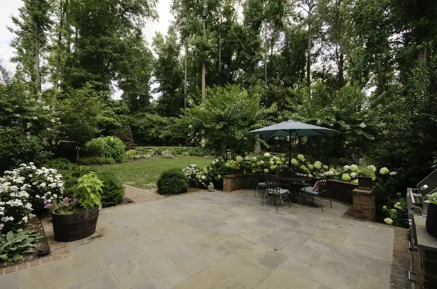 Tips for Creating a Low-Maintenance Backyard Landscape in Westmont, IL